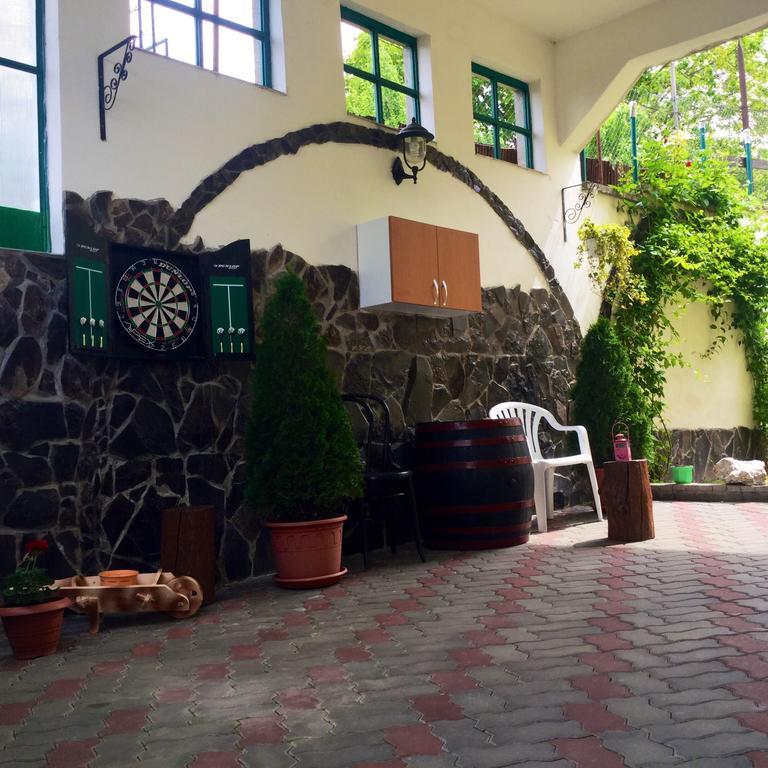 Casa Bella Turda Hotel ภายนอก รูปภาพ