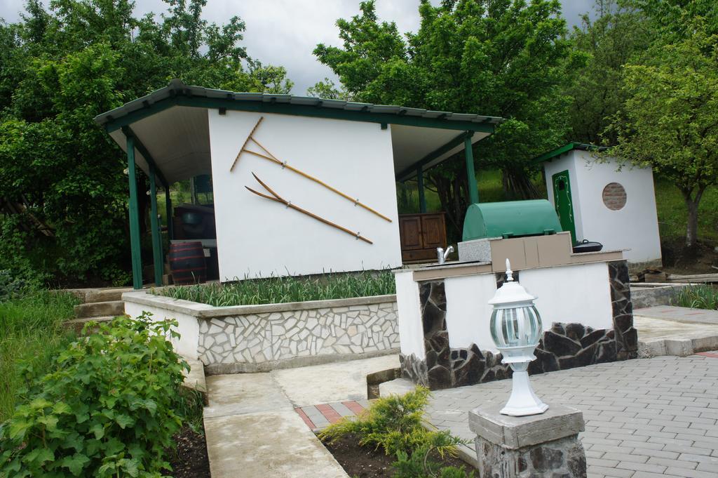 Casa Bella Turda Hotel ภายนอก รูปภาพ